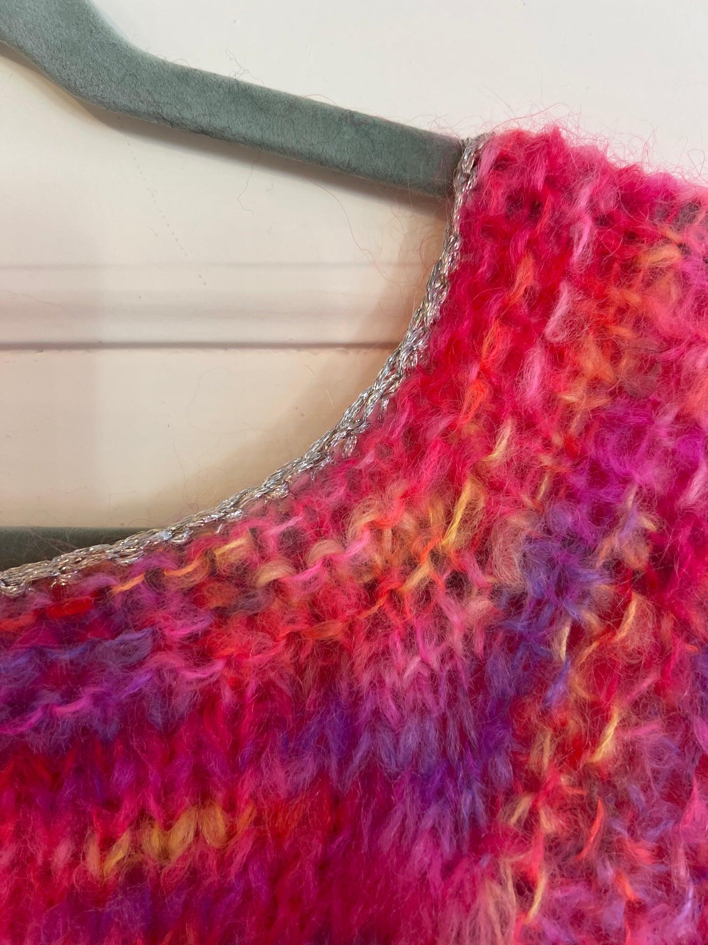 Håndstrikket sweater