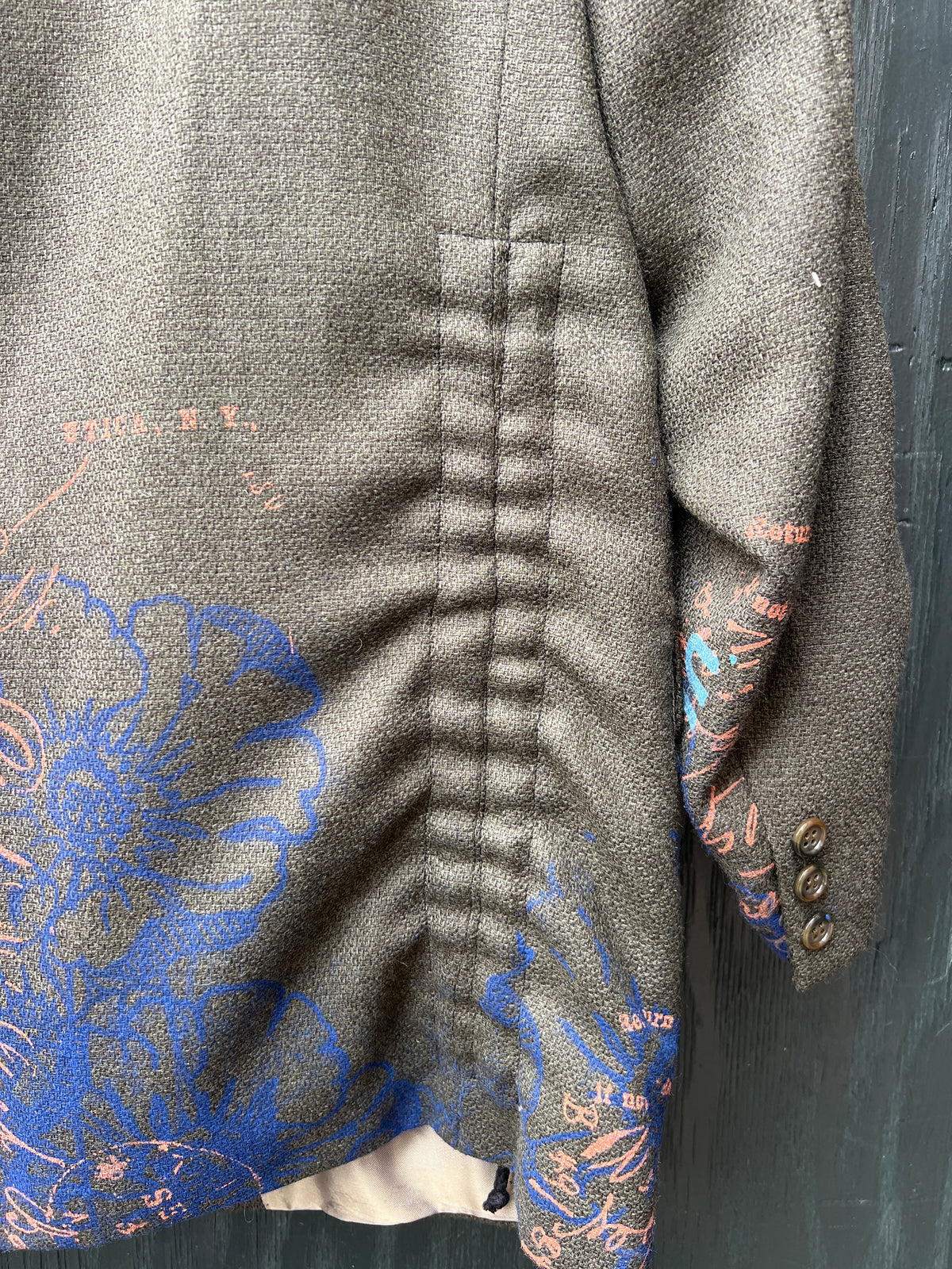 En blazer med historie – forvandlet til et unikt design af ULDALL+HANSEN.