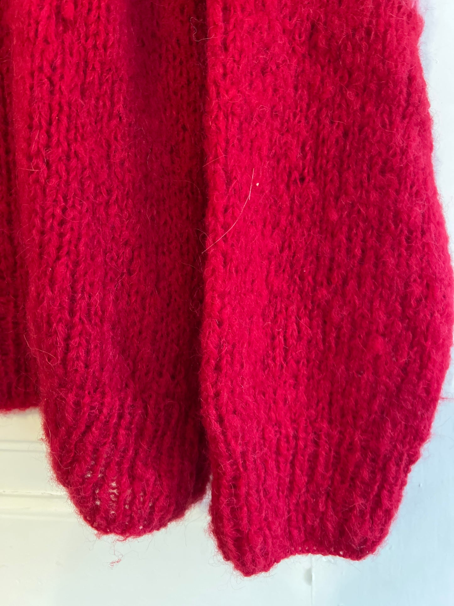 Håndstrikket sweater