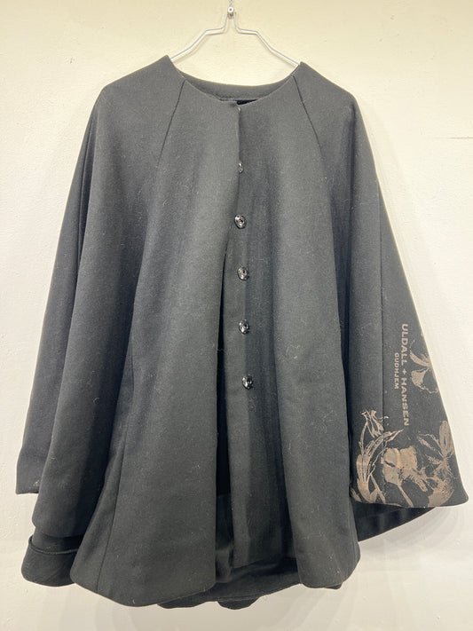 Uld poncho, skræddersyet