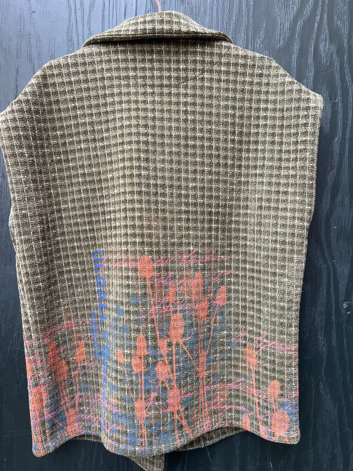 Vest med serigrafi