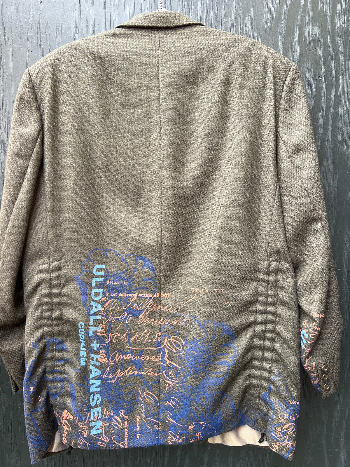 En blazer med historie – forvandlet til et unikt design af ULDALL+HANSEN.