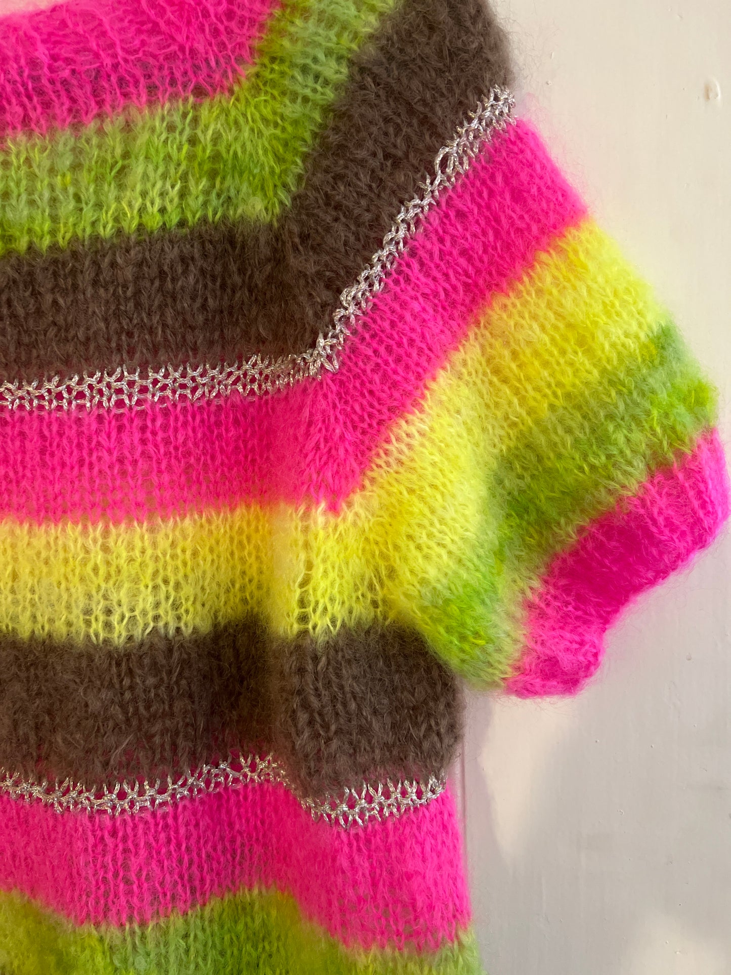 Håndstrikket sweater