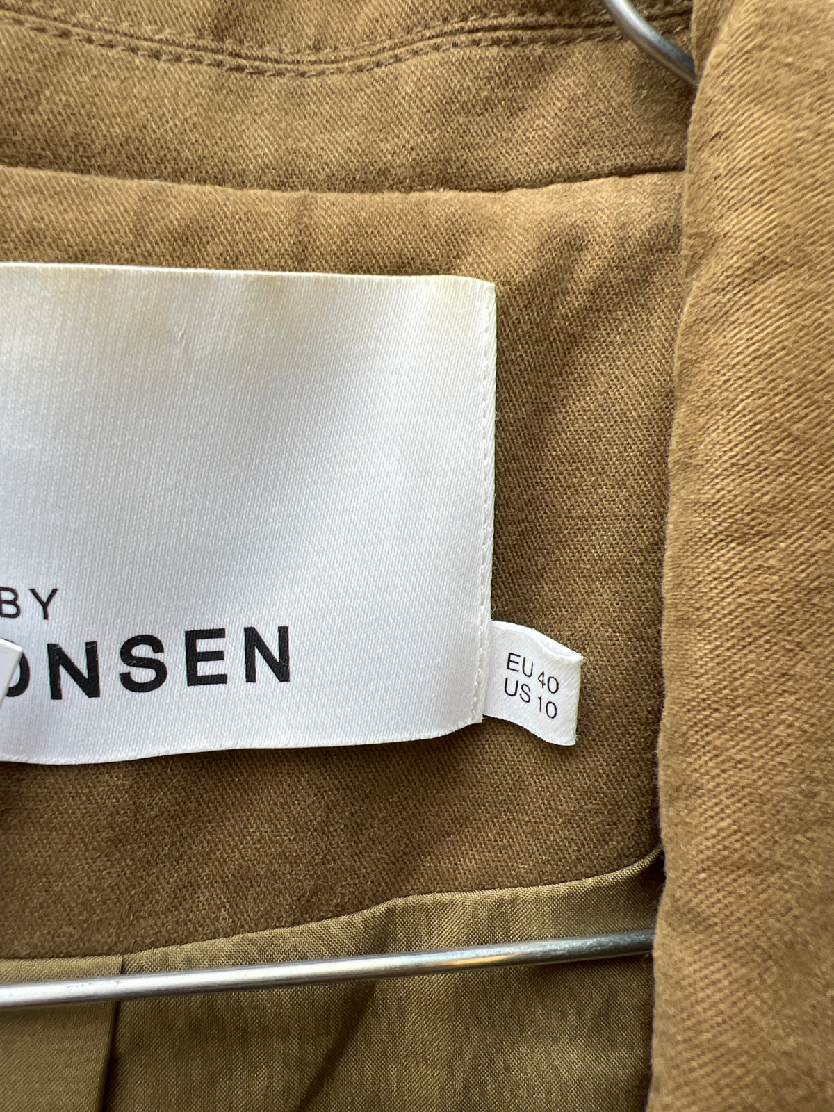 En blazer med historie – forvandlet til et unikt design af ULDALL+HANSEN.