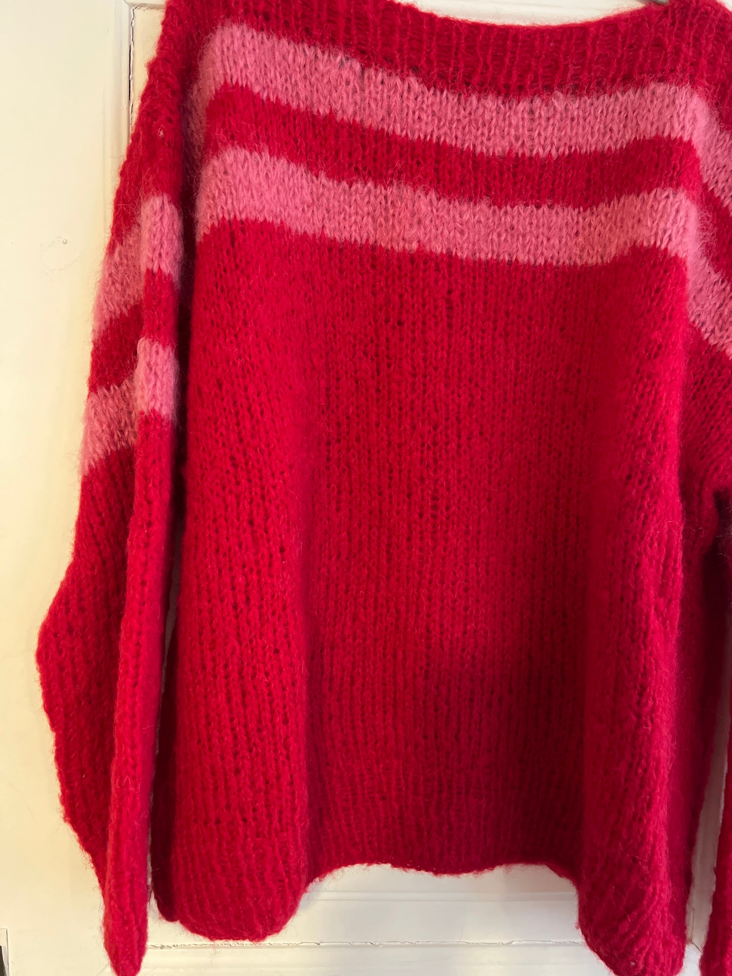 Håndstrikket sweater