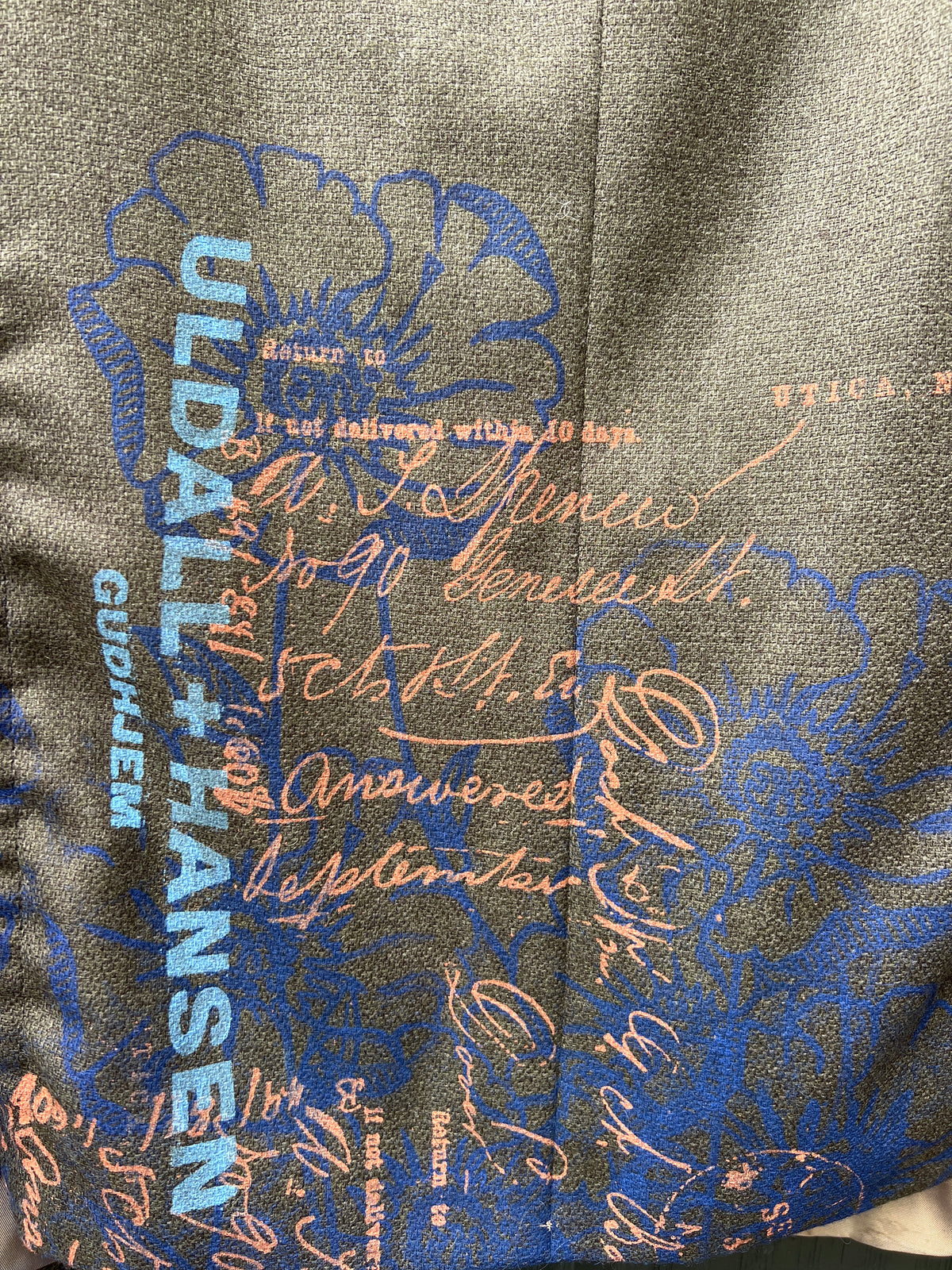 En blazer med historie – forvandlet til et unikt design af ULDALL+HANSEN.