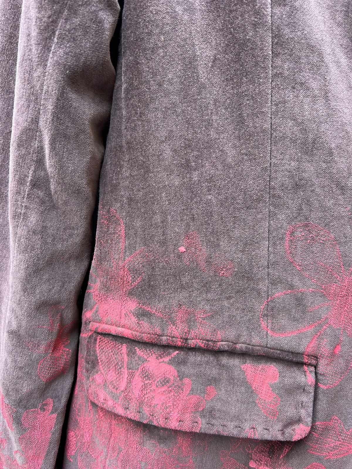 Upcycled blazer / jakker mm med serigrafi