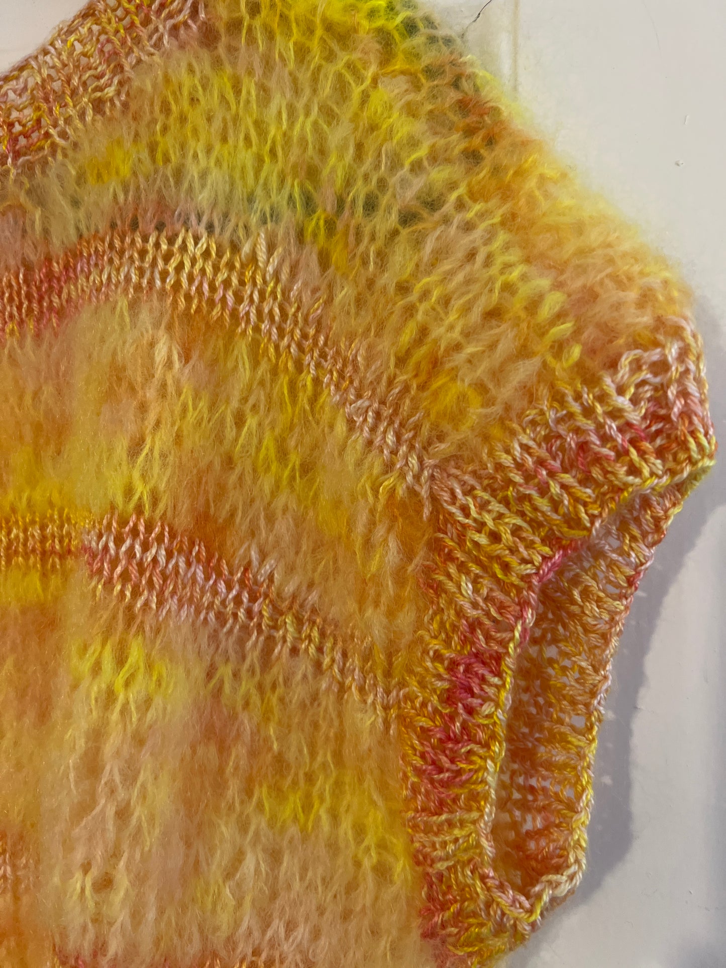 Håndstrikket sweater