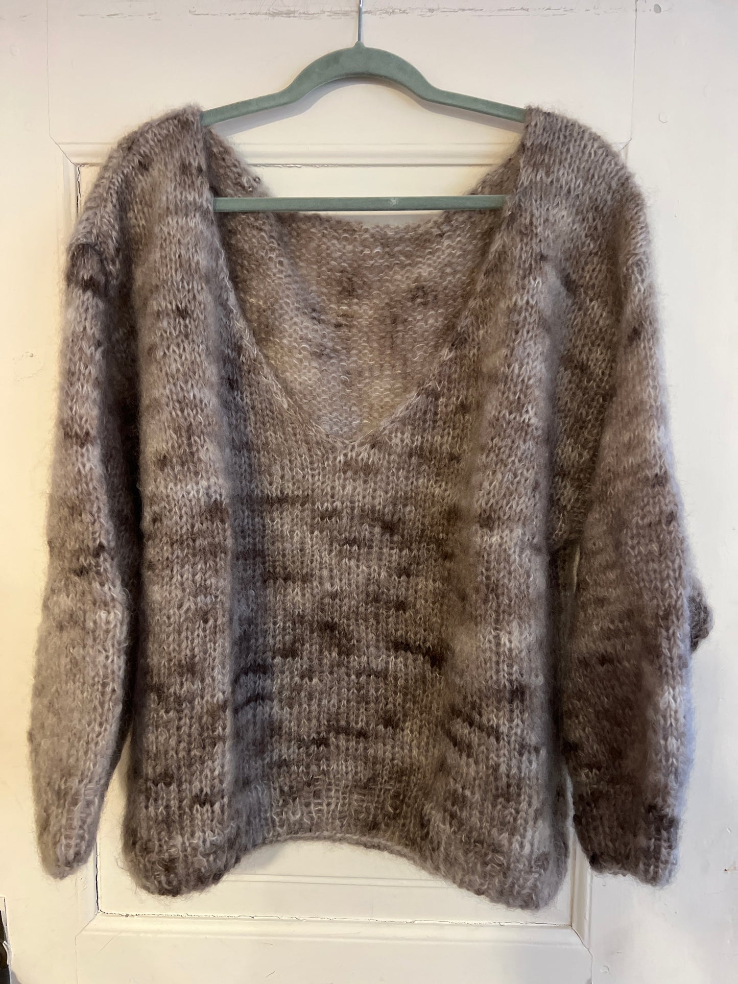 Håndstrikket sweater